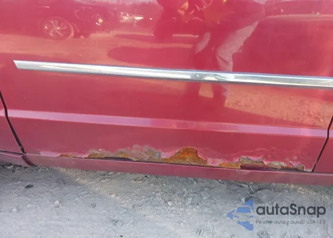 2010 Chrysler Town & Country Limited z USA, uszkodzony, nr VIN 2A4RR6DX6AR338429